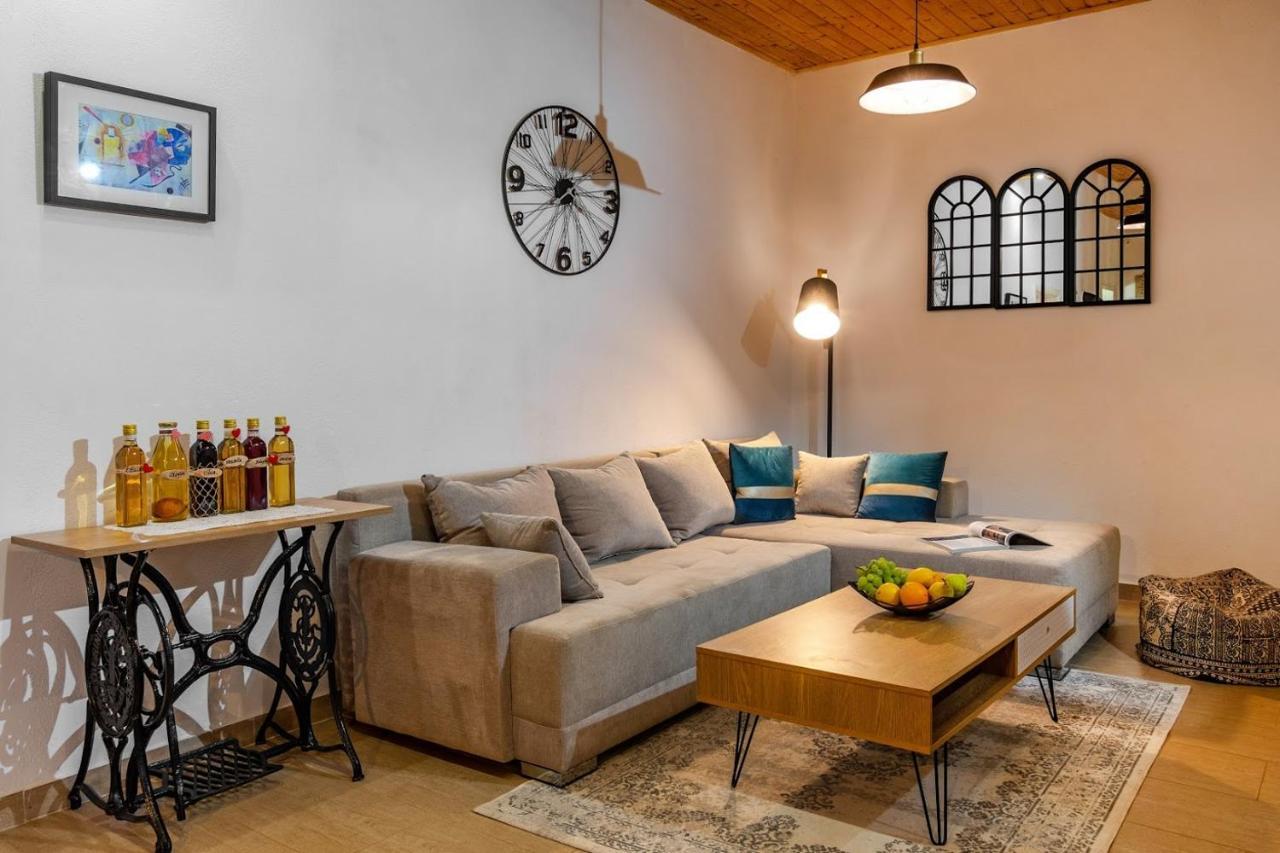 Villa House Camellia With Fenced Pool And Playground Blizna Donja Esterno foto
